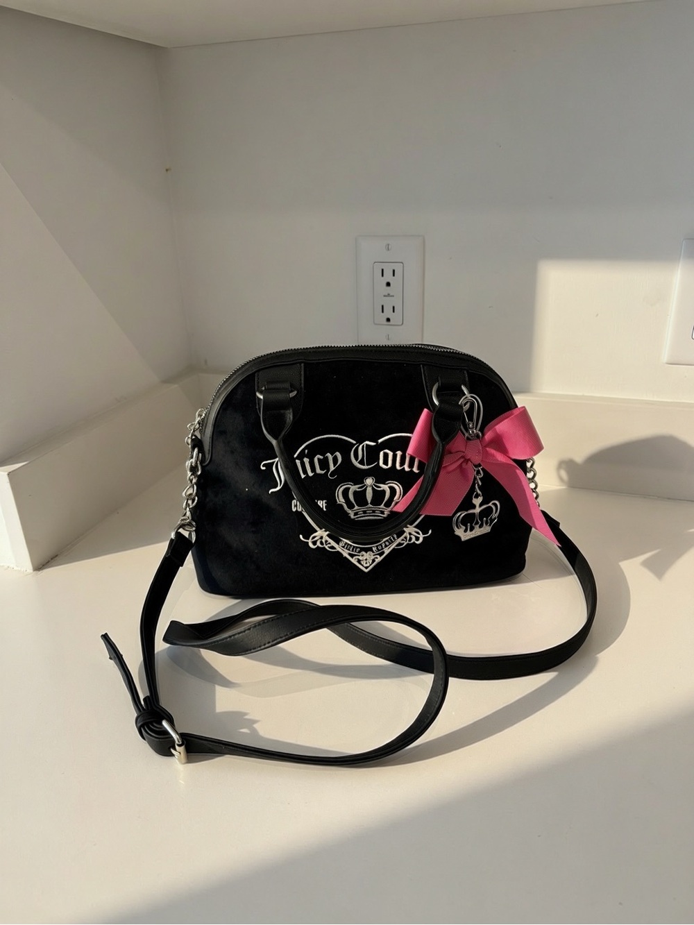 Juicy Couture Black Velour Satchel with Pink Bow - Picture 2 of 6